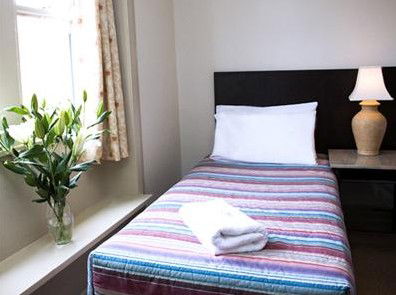 Avoca Lodge - Accommodation Whitsundays 3