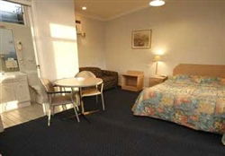 Orange Motor Lodge - Accommodation Whitsundays 0
