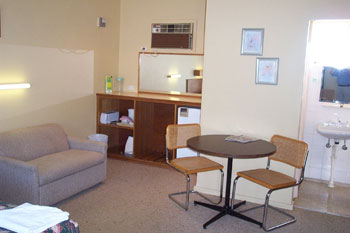 Belvedere Motel - Accommodation Whitsundays 4