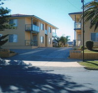 AA Madalena Court Holiday Apartments - Accommodation Whitsundays