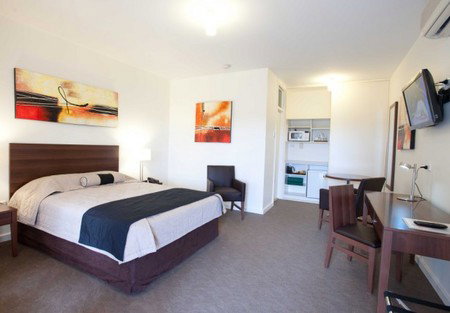 Standpipe Golf Motor Inn - Accommodation Whitsundays 3