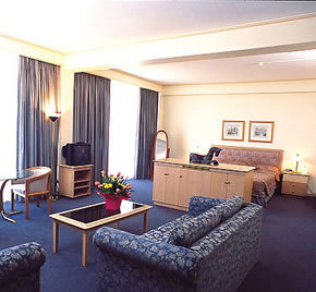 Chifley On South Terrace - Accommodation Whitsundays 1