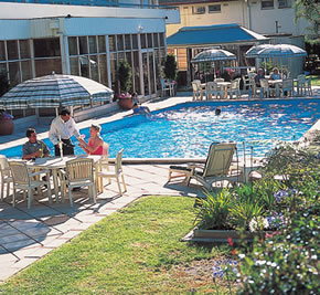 Chifley On South Terrace - Accommodation Whitsundays 4