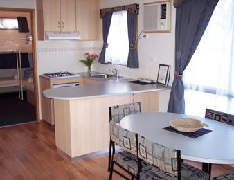 Ocean Point Resort - Accommodation Whitsundays 3