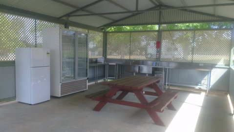 Lake Talbot Tourist Park - Accommodation Whitsundays 4