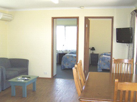 Allestree Holiday Units - Accommodation Whitsundays 2