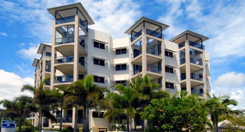 Raffles Mooloolaba - Accommodation Whitsundays 0