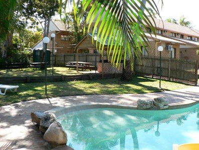 Comfort Inn & Suites Robertson Gardens - Accommodation Whitsundays 2