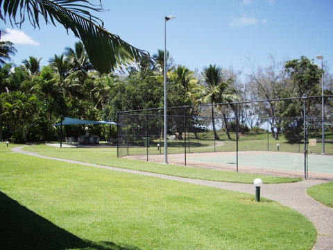 The Shores Holiday Apartments - Accommodation Whitsundays 1