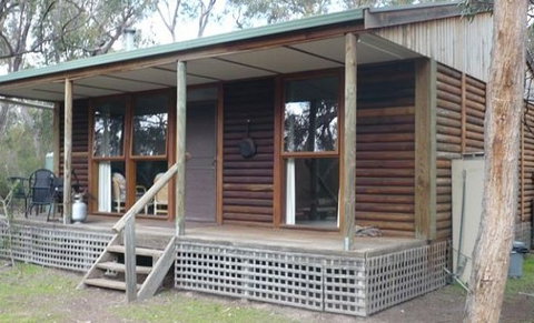 Emu Holiday Park - Accommodation Whitsundays 3
