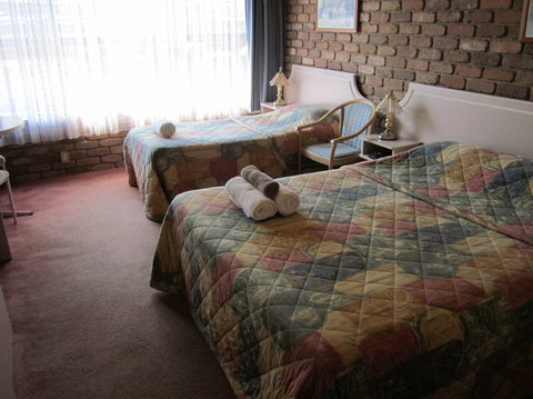 Farnham Court Motel - Accommodation Whitsundays 4