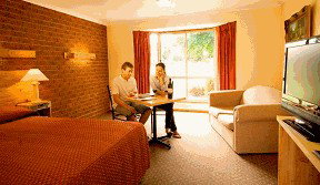 Goldsmith Motel/ Bed And Breakfast - Accommodation Whitsundays 1