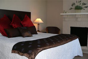 Aaron Lee Waterfront Apartments - Accommodation Whitsundays 0
