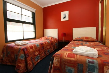HarbourView Apartment Hotel - Accommodation Whitsundays 2
