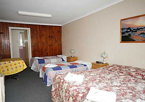 Turnin Motel - Accommodation Whitsundays 3