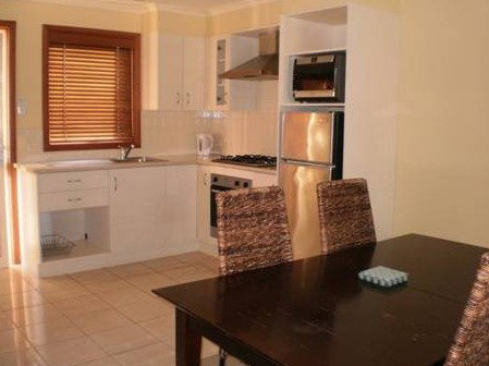Colonial Village Motel - Accommodation Whitsundays 5