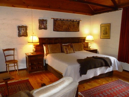 Hillside Country Retreat  - Accommodation Whitsundays 1