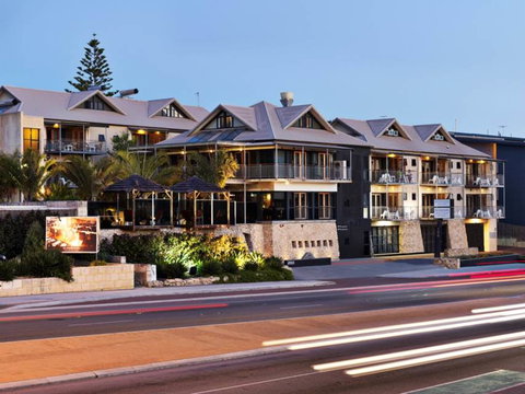 Sunmoon Boutique Resort - Accommodation Whitsundays 0