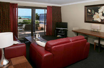 Whale Motor Inn - Accommodation Whitsundays 4