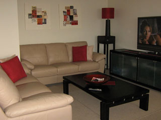 Beachfront Towers - Accommodation Whitsundays 8