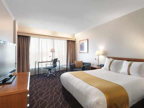 Holiday Inn Sydney Airport - Accommodation Whitsundays 0