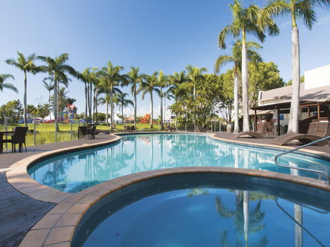 Oaks Oasis - Accommodation Whitsundays 0