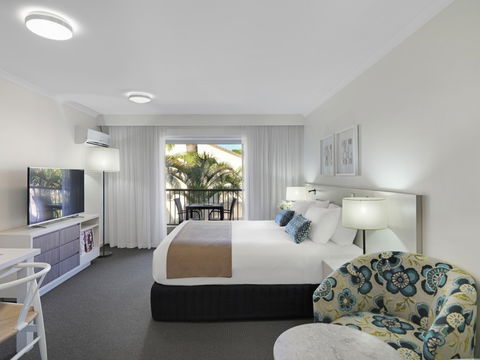 Oaks Oasis - Accommodation Whitsundays 5