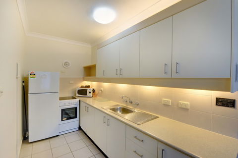 Absolute Beachfront Smugglers On The Beach - Accommodation Whitsundays 2