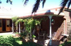 Nthaba Cottage - Accommodation Whitsundays 4