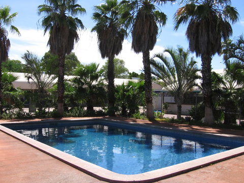 Bluestone Motor Inn - Accommodation Whitsundays 4