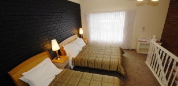 Comfort Inn The International - Accommodation Whitsundays 4