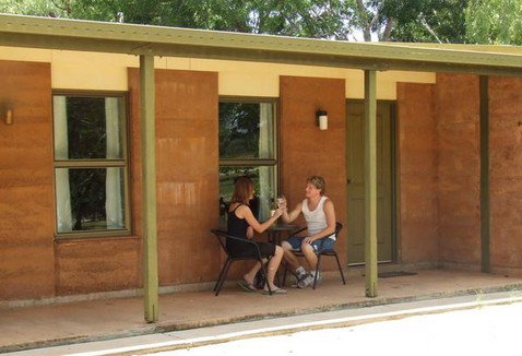 Territory Manor - Accommodation Whitsundays 2