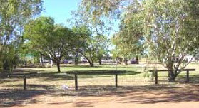 Threeways Roadhouse Tourist Park - Accommodation Whitsundays 2