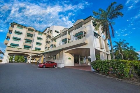 Cairns Sheridan Hotel - Accommodation Whitsundays 0