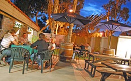 Toddy's Backpackers Resort - Accommodation Whitsundays 4