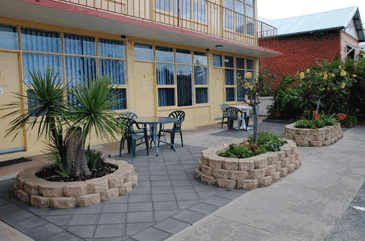 Blue Seas Motel - Accommodation Whitsundays 0