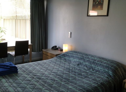City West Motel - Accommodation Whitsundays 7