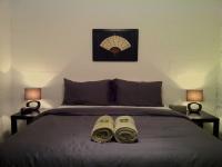 Lookout Cave Motel - Accommodation Whitsundays 0
