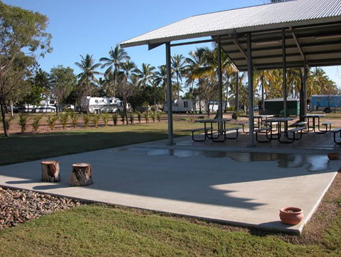 Bowen Village Caravan & Tourist Park - Accommodation Whitsundays 3