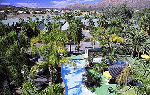 Desert Palms Resort - Accommodation Whitsundays 4