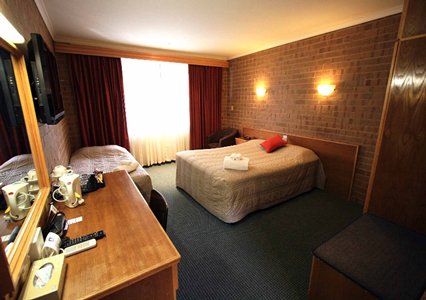 Comfort Inn Aviators Lodge - Accommodation Whitsundays 1
