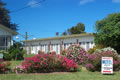 Sea Breeze Motel - Accommodation Whitsundays 0