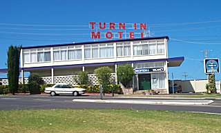 Turnin Motel - Accommodation Whitsundays 0