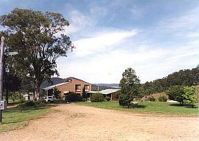 Valley View Homestead B And B - Accommodation Whitsundays 0