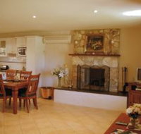 Sherwood Cottages Country Retreat - Accommodation Whitsundays