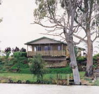 Mundic Grove Cottage