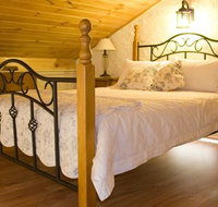 The Old Oak Bed and Breakfast - The Barn - Accommodation Whitsundays