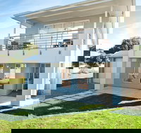 Coast  Vines  Moana Beach - Accommodation Whitsundays