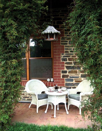 Lorikeet Lane B&B - Accommodation Whitsundays 2