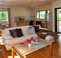 Misty Mountains Tropical Rainforest Romantic Retreat - Accommodation Whitsundays